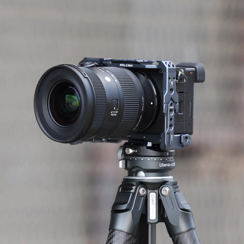 Ulanzi Falcam F22 & F38 ソニー A6700 用のクイックリリースカメラケージ C00B3804
