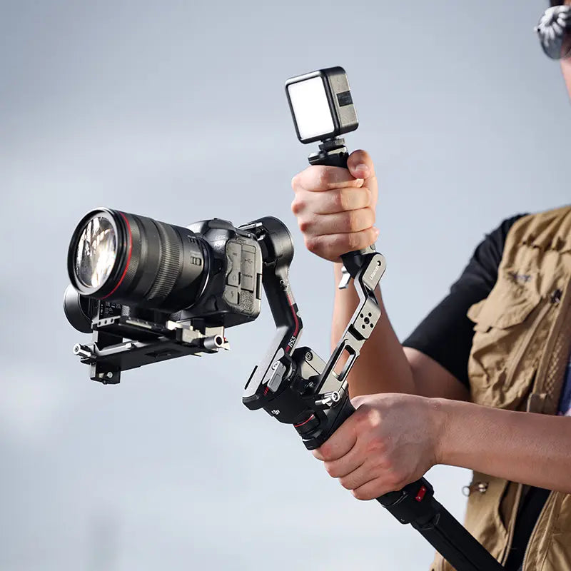 DJI RS 3 MINI ジンバル 【ハンドグリップ・ケース付き】 DJI RS 3 MINI ジンバル 【ハンドグリップ・ケース付き】