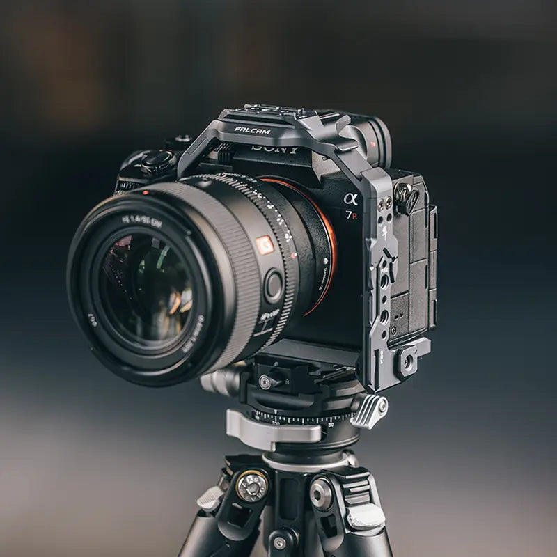 Ulanzi ファルカム F22  F38  F50 クイックリリースカメラケージ、ソニー A7RV 用 C00B3605 – UlanziJP